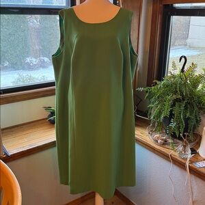 22W 💚 Jones Studio Separates Sheath dress vibrant Green plus size career wear